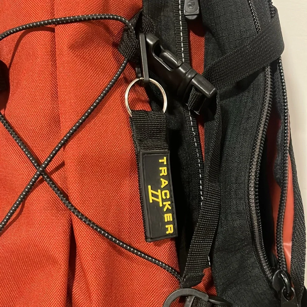 Tracker backpack - Picture 3 of 5